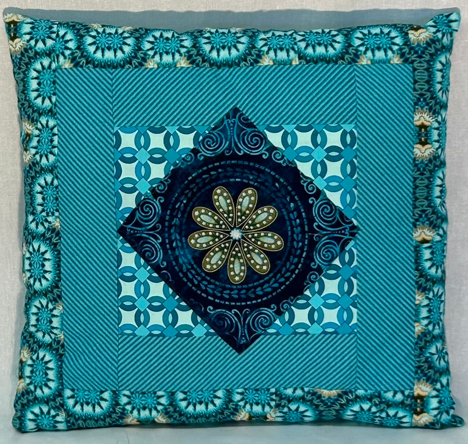 Squares All Around Quilt with Pillow Sleeve (Full)