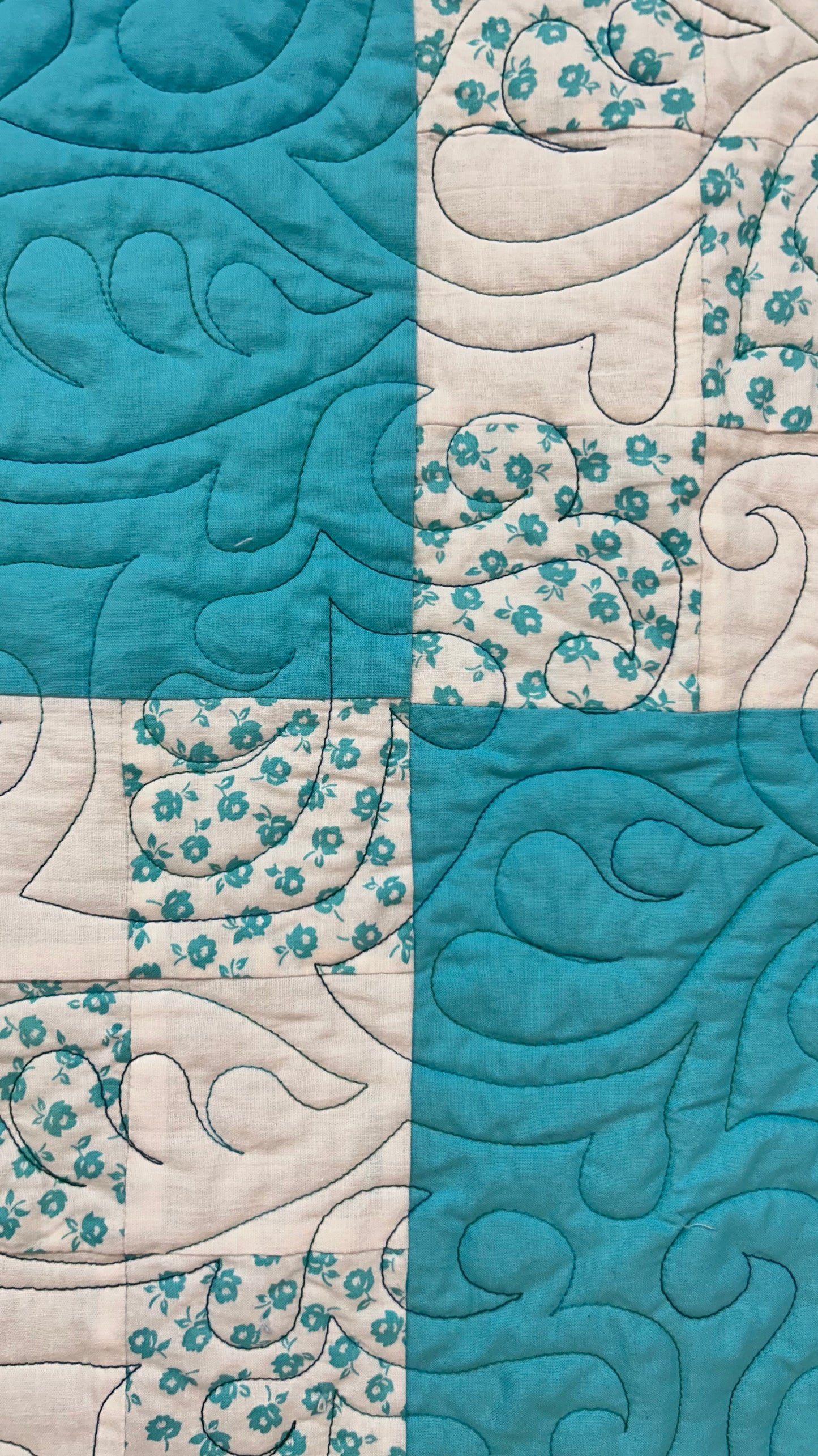 Turquoise Checkerboard Quilt (Twin)
