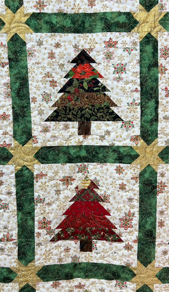 Christmas Forever Quilt (King)