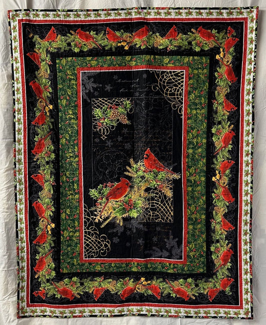Cardinals On Holly Quilt (Throw)