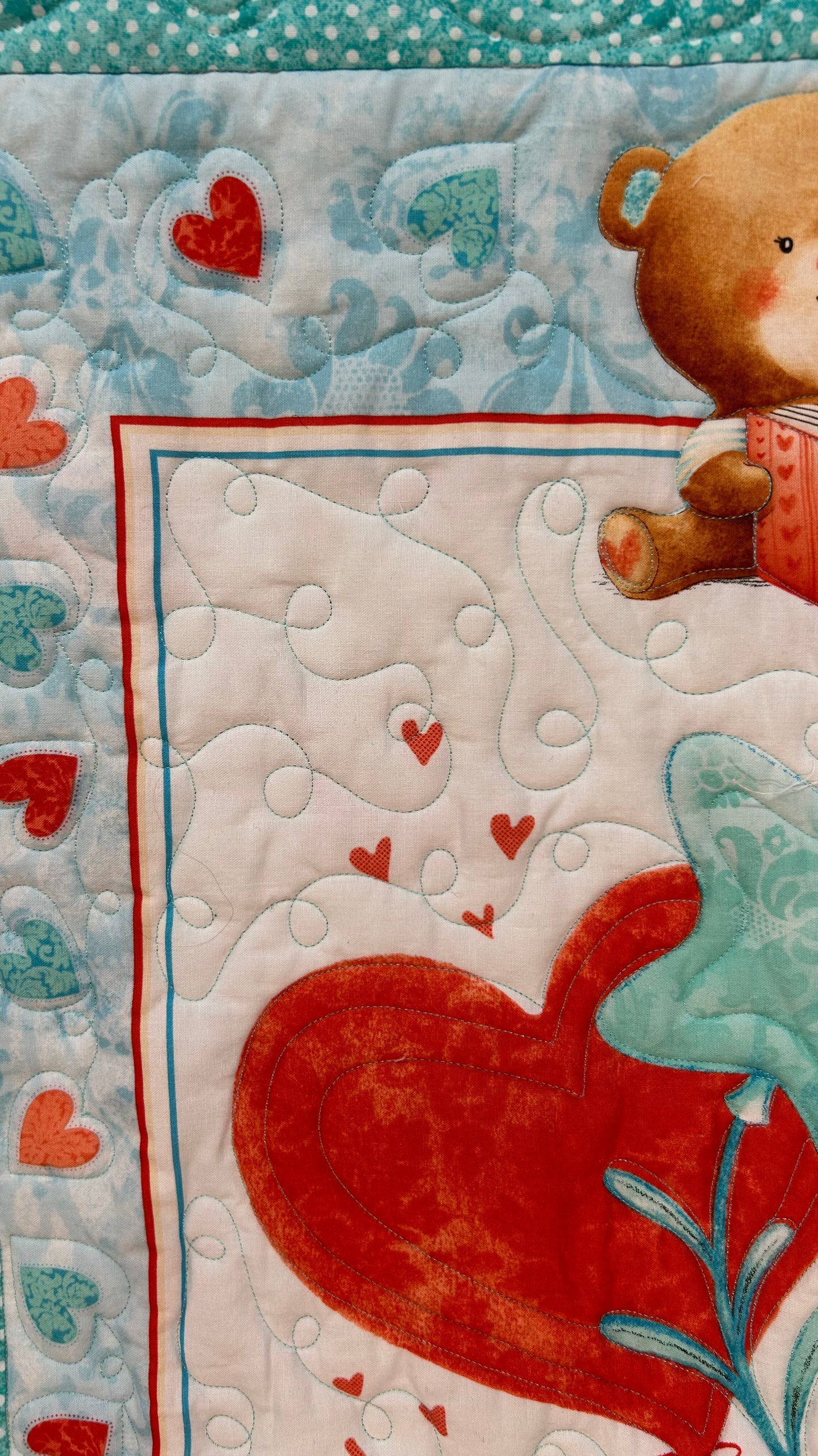 Teddy Bears With Hearts Quilt (Baby)