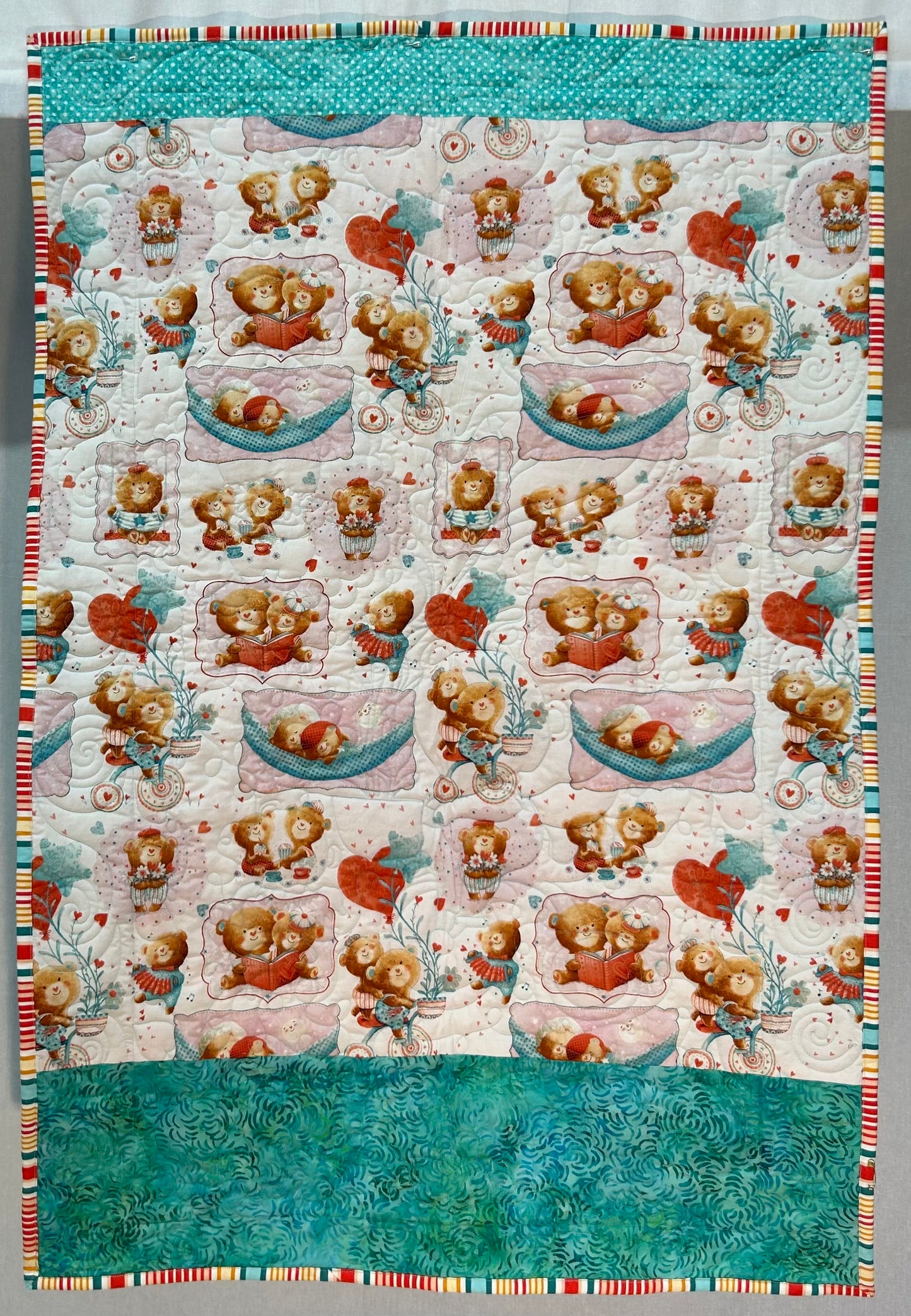 Teddy Bears With Hearts Quilt (Baby)