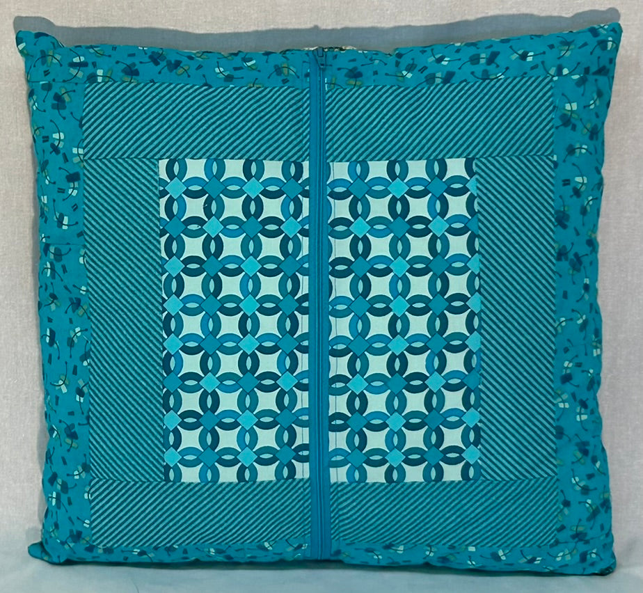 Squares All Around Quilt with Pillow Sleeve (Full)