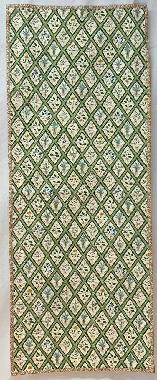 Flower Basket Table Runner