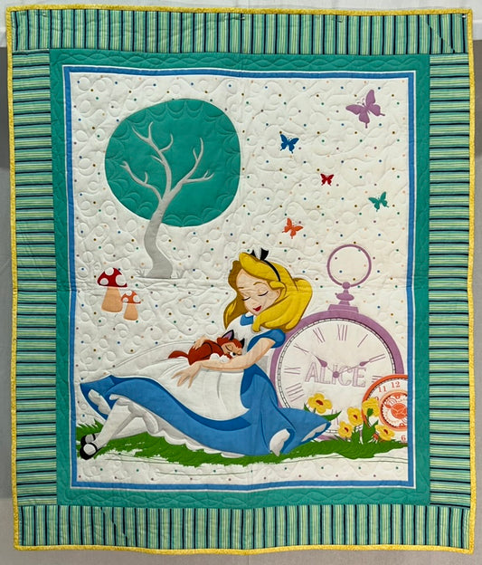 Alice In Wonderland Quilt (Baby)